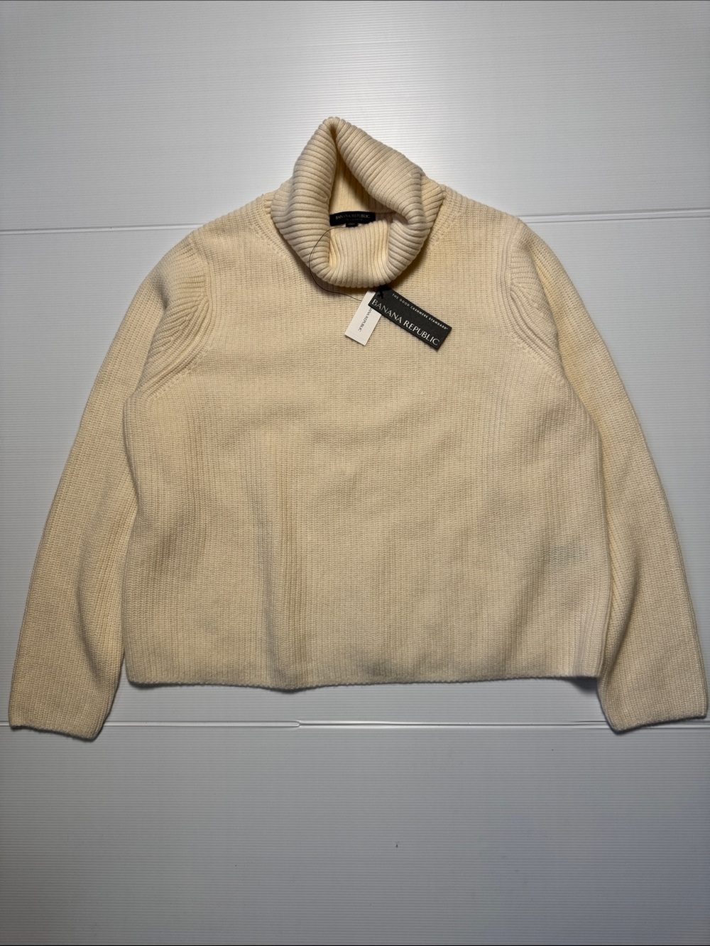 BANANA REPUBLIC NWT 100% Cashmere Ivory Cream Boxy Ribbed Turtleneck Sweater XL